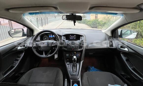 Buy Used Ford Focus Blanc Car in Dakar in Dakar Buy Used Ford Focus Blanc Car in Dakar in Dakar