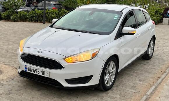 Buy Used Ford Focus Blanc Car in Dakar in Dakar Buy Used Ford Focus Blanc Car in Dakar in Dakar