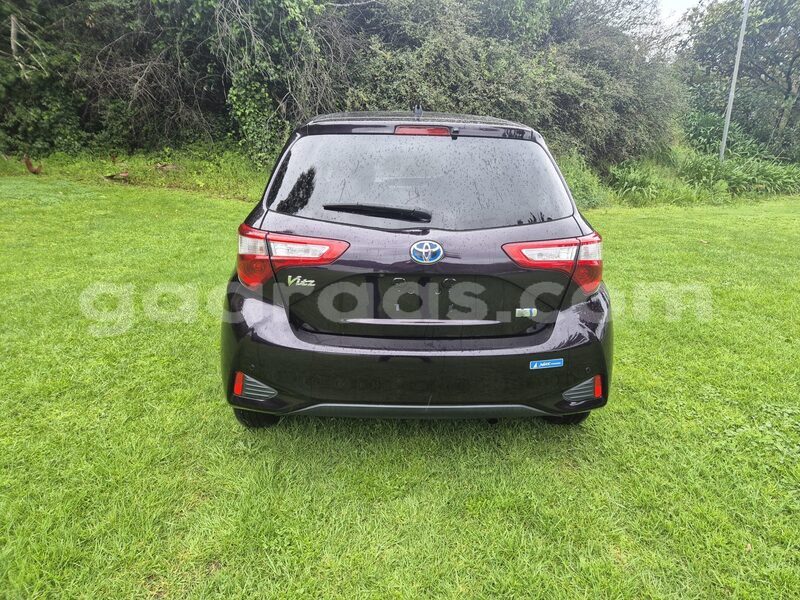 Big with watermark toyota vitz dakar dakar 32663