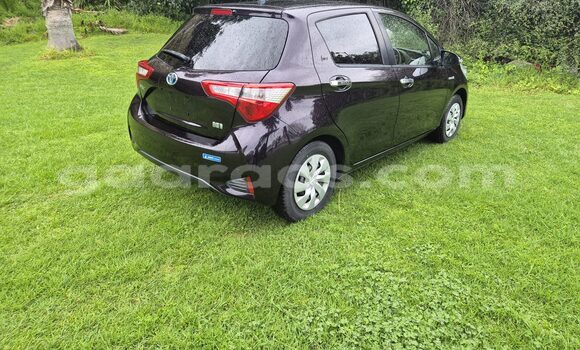 Acheter Occasion Voiture Toyota Vitz Noir à Dakar, Dakar Acheter Occasion Voiture Toyota Vitz Noir à Dakar, Dakar