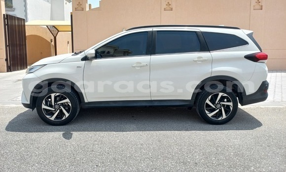 Acheter Occasion Voiture Toyota Rush Blanc à Dakar, Dakar Acheter Occasion Voiture Toyota Rush Blanc à Dakar, Dakar