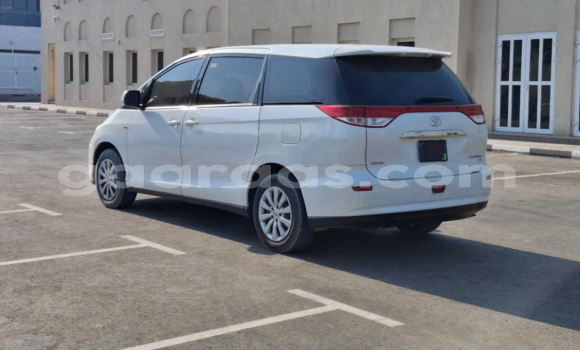 Acheter Occasion Voiture Toyota Previa White à Dakar, Dakar Acheter Occasion Voiture Toyota Previa White à Dakar, Dakar