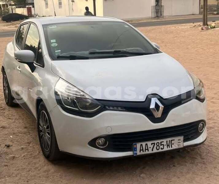 Big with watermark renault clio dakar dakar 32682