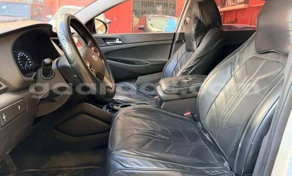 Acheter Occasion Voiture Hyundai Tucson Other à Dakar, Dakar Acheter Occasion Voiture Hyundai Tucson Other à Dakar, Dakar