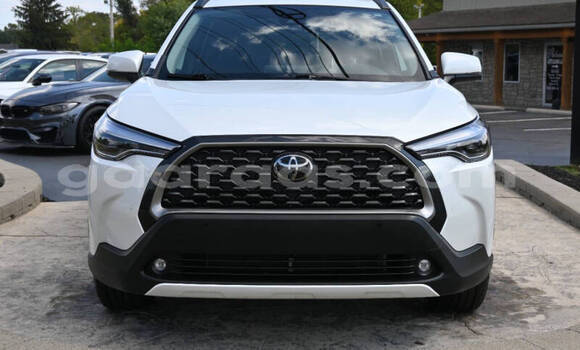 Acheter Occasion Voiture Toyota Corolla Cross White à Dakar, Dakar Acheter Occasion Voiture Toyota Corolla Cross White à Dakar, Dakar