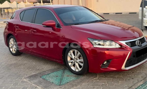 Acheter Occasion Voiture Lexus CT Rouge à Dakar, Dakar Acheter Occasion Voiture Lexus CT Rouge à Dakar, Dakar
