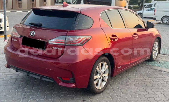 Acheter Occasion Voiture Lexus CT Rouge à Dakar, Dakar Acheter Occasion Voiture Lexus CT Rouge à Dakar, Dakar
