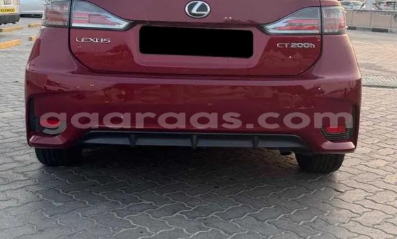 Acheter Occasion Voiture Lexus CT Rouge à Dakar, Dakar Acheter Occasion Voiture Lexus CT Rouge à Dakar, Dakar