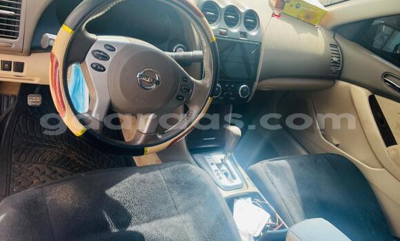 Acheter Occasion Voiture Nissan Altima Rouge à Rufisque, Dakar Acheter Occasion Voiture Nissan Altima Rouge à Rufisque, Dakar