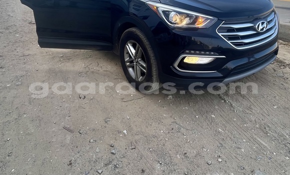Acheter Import Voiture Hyundai Santa Fe Noir à Dakar, Dakar Acheter Import Voiture Hyundai Santa Fe Noir à Dakar, Dakar