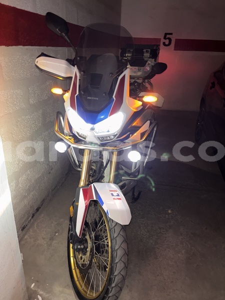 Big with watermark honda crf dakar dakar 32716