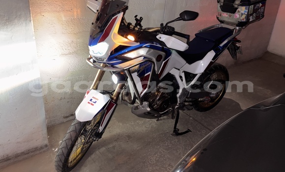 Acheter Occasion Moto Honda CRF Bleu à Dakar, Dakar Acheter Occasion Moto Honda CRF Bleu à Dakar, Dakar