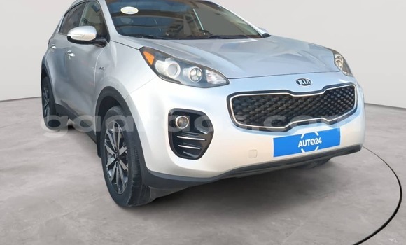 Buy Used Kia Sportage Green Car in Dakar in Dakar Buy Used Kia Sportage Green Car in Dakar in Dakar