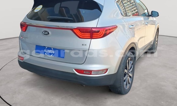 Buy Used Kia Sportage Green Car in Dakar in Dakar Buy Used Kia Sportage Green Car in Dakar in Dakar