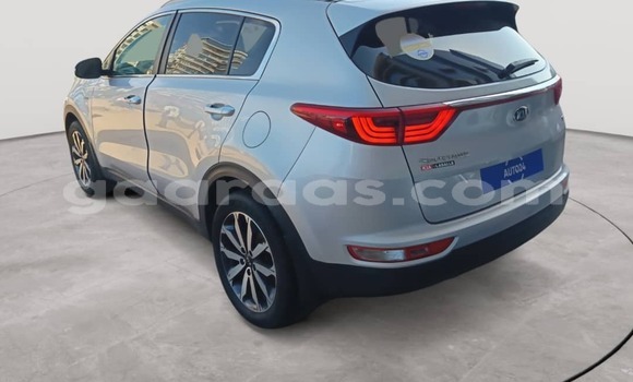 Buy Used Kia Sportage Green Car in Dakar in Dakar Buy Used Kia Sportage Green Car in Dakar in Dakar