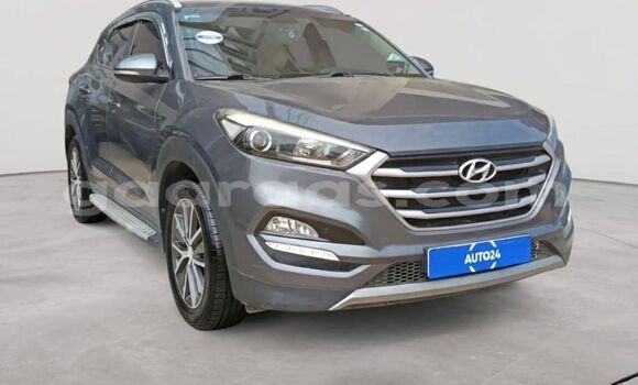 Dieundeu Occasion Hyundai Tucson Silver Auto in Dakar in Dakar Dieundeu Occasion Hyundai Tucson Silver Auto in Dakar in Dakar