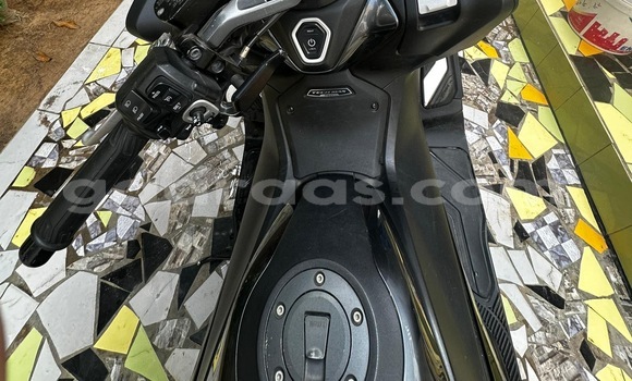 Acheter Import Moto Yamaha TMAX Gray à Dakar, Dakar Acheter Import Moto Yamaha TMAX Gray à Dakar, Dakar