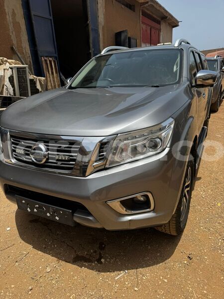 Big with watermark nissan np 300 dakar dakar 32734