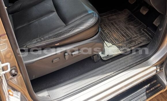 Acheter Occasion Voiture Nissan NP 300 Noir à Dakar, Dakar Acheter Occasion Voiture Nissan NP 300 Noir à Dakar, Dakar