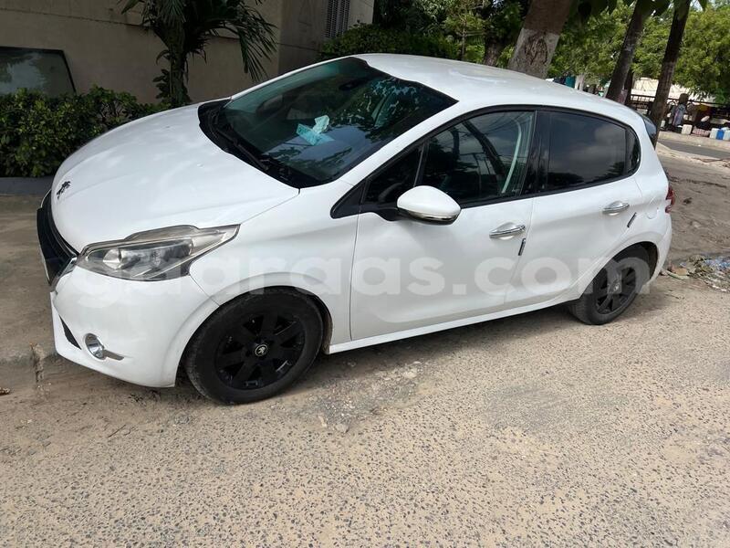 Big with watermark peugeot 208 dakar rufisque 32740