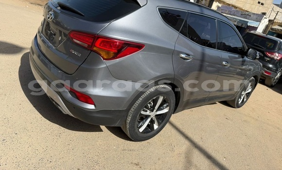 Buy Used Hyundai Santa Fe Gray Car in Dakar in Dakar Buy Used Hyundai Santa Fe Gray Car in Dakar in Dakar