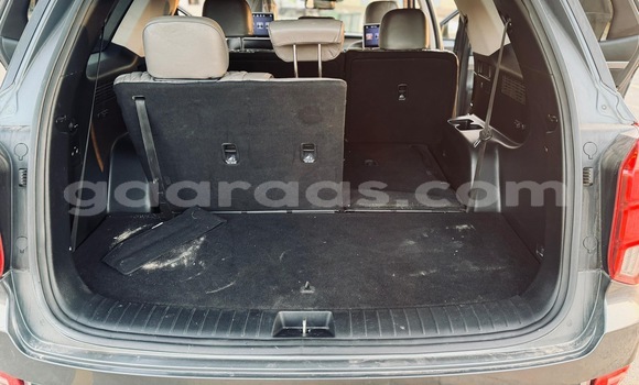 Buy Used Hyundai Palisade Silver Car in Dakar in Dakar Buy Used Hyundai Palisade Silver Car in Dakar in Dakar