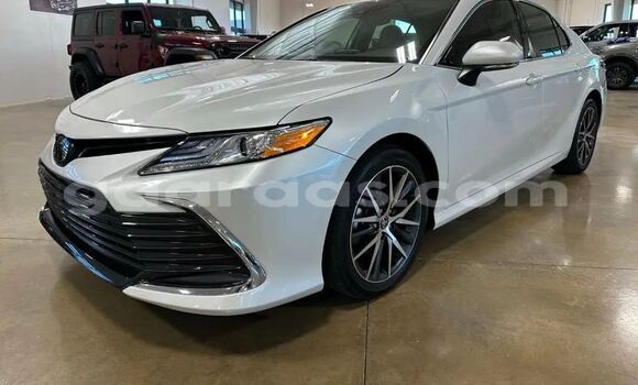 Acheter Occasion Voiture Toyota Camry White à Mbour, Thies
