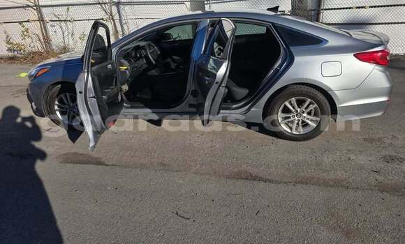 Acheter Occasion Voiture Hyundai Sonata Light-gray à Dakar, Dakar Acheter Occasion Voiture Hyundai Sonata Light-gray à Dakar, Dakar