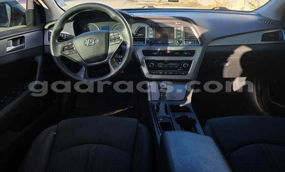 Acheter Occasion Voiture Hyundai Sonata Light-gray à Dakar, Dakar Acheter Occasion Voiture Hyundai Sonata Light-gray à Dakar, Dakar