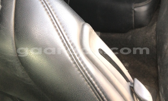 Buy Used Nissan Pathfinder Silver Car in Dakar in Dakar Buy Used Nissan Pathfinder Silver Car in Dakar in Dakar