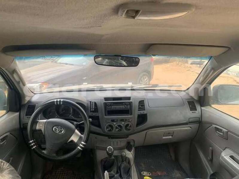 Big with watermark toyota pickup dakar dakar 32811