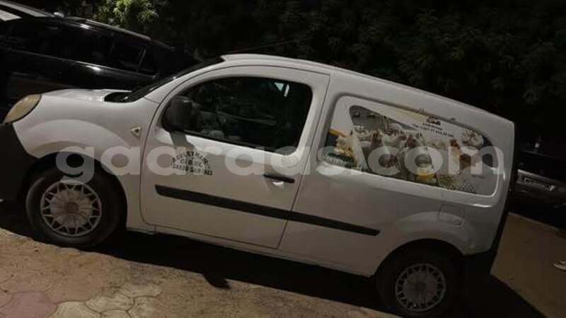 Big with watermark renault 10 dakar dakar 32821