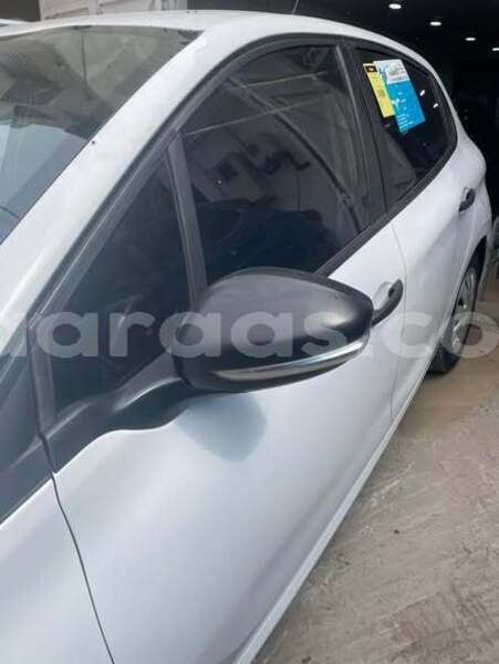 Big with watermark peugeot 208 dakar dakar 32831