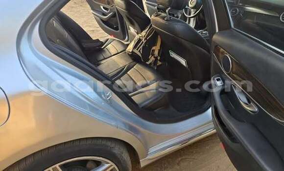 Acheter Occasion Voiture Mercedes-Benz C180 Autre à Dakar, Dakar Acheter Occasion Voiture Mercedes-Benz C180 Autre à Dakar, Dakar