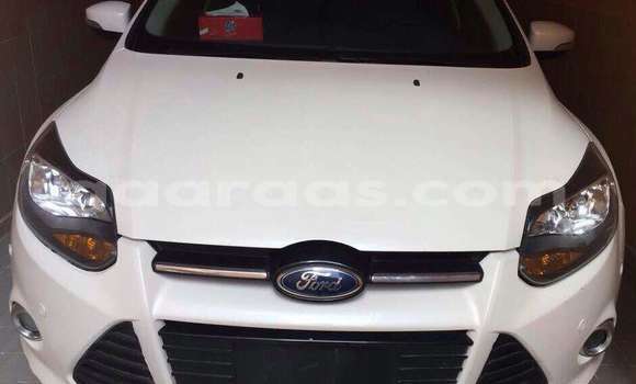 Acheter Occasion Voiture Ford Focus Blanc à Gueule Tapee Fass Colobane au Dakar Acheter Occasion Voiture Ford Focus Blanc à Gueule Tapee Fass Colobane au Dakar