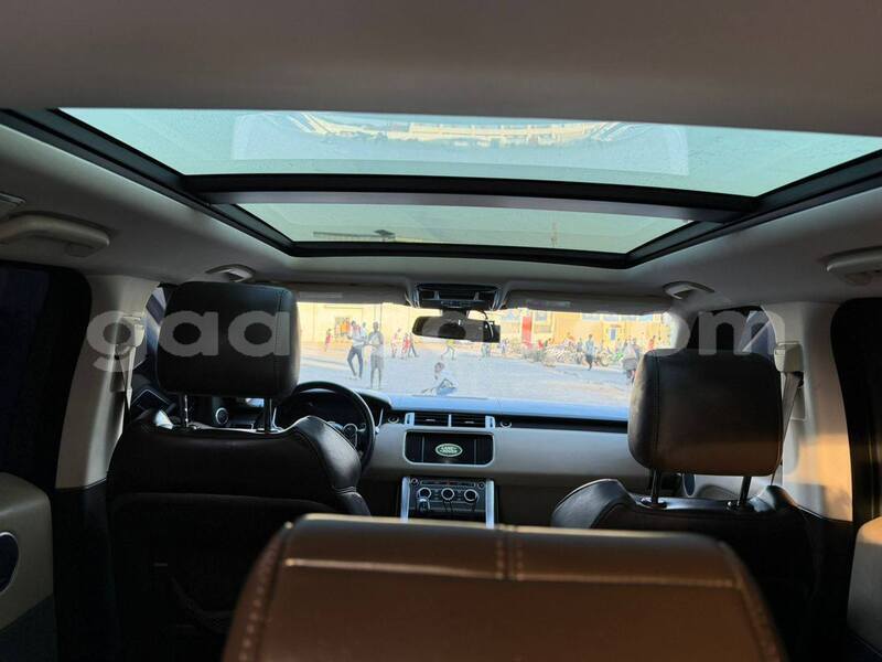 Big with watermark range rover range rover dakar dakar 32859