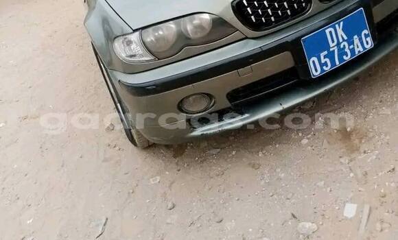 Dieundeu Occasion BMW 1er Gray Auto in Dakar in Dakar Dieundeu Occasion BMW 1er Gray Auto in Dakar in Dakar