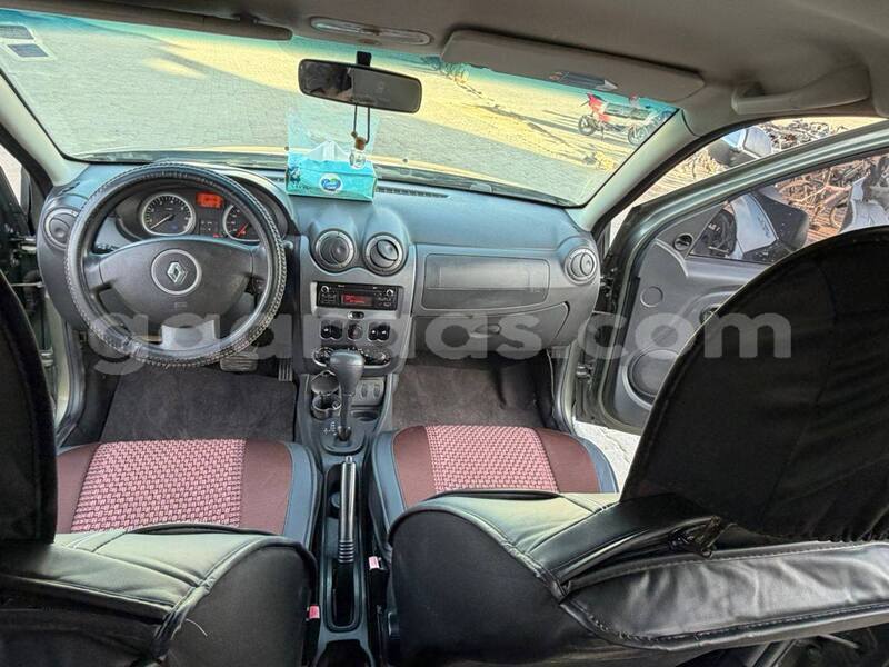 Big with watermark renault megane dakar dakar 32865