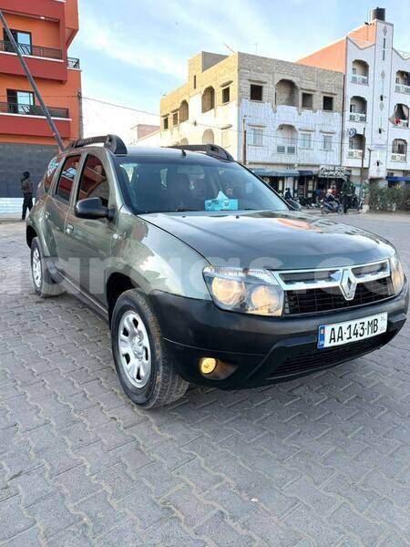 Big with watermark renault megane dakar dakar 32865