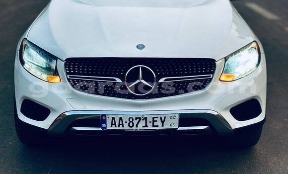 Dieundeu Occasion Mercedes-Benz GLC 250D White Auto in Dakar in Dakar Dieundeu Occasion Mercedes-Benz GLC 250D White Auto in Dakar in Dakar