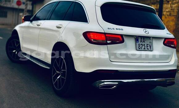 Dieundeu Occasion Mercedes-Benz GLC 250D White Auto in Dakar in Dakar Dieundeu Occasion Mercedes-Benz GLC 250D White Auto in Dakar in Dakar