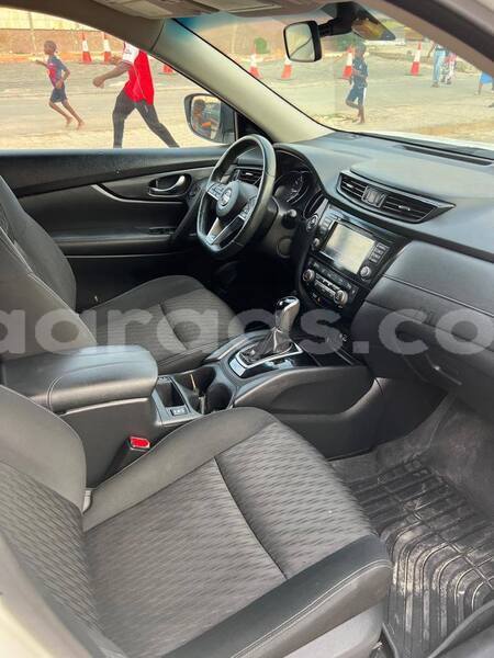 Big with watermark nissan rogue dakar dakar 32869