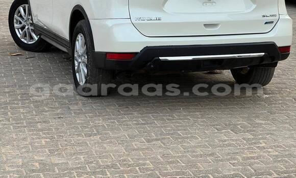 Buy Used Nissan Rogue Blanc Car in Dakar in Dakar Buy Used Nissan Rogue Blanc Car in Dakar in Dakar