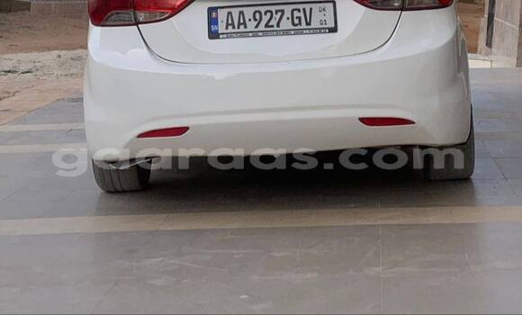 Buy Used Hyundai Elantra White Car in Dakar in Dakar Buy Used Hyundai Elantra White Car in Dakar in Dakar