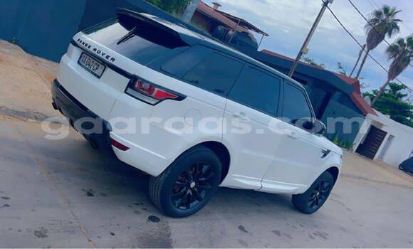 Buy Used Land Rover Range Rover Sport Blanc Car in Dakar in Dakar