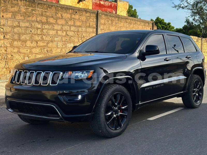 Big with watermark jeep grand cherokee dakar dakar 32881