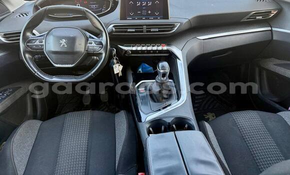 Buy Used Peugeot 3008 Silver Car in Dakar in Dakar Buy Used Peugeot 3008 Silver Car in Dakar in Dakar