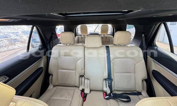 Dieundeu Occasion Ford Explorer Black Auto in Dakar in Dakar Dieundeu Occasion Ford Explorer Black Auto in Dakar in Dakar