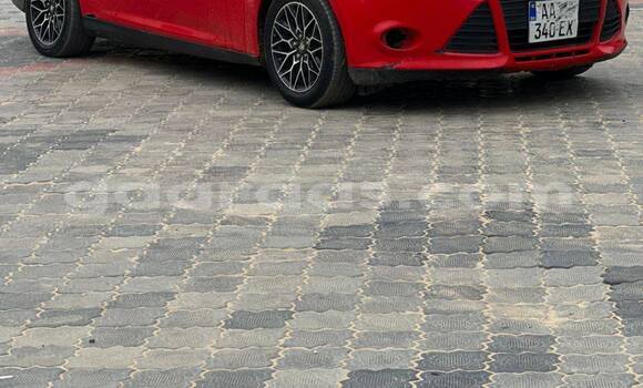 Dieundeu Occasion Ford Focus Red Auto in Dakar in Dakar Dieundeu Occasion Ford Focus Red Auto in Dakar in Dakar