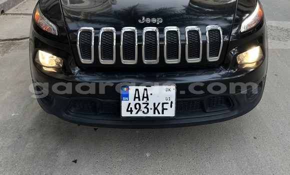 Buy Used Jeep Cherokee Black Car in Dakar in Dakar